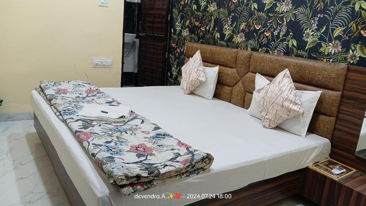 Hotel Ganga Sagar Удджайн Екстер'єр фото